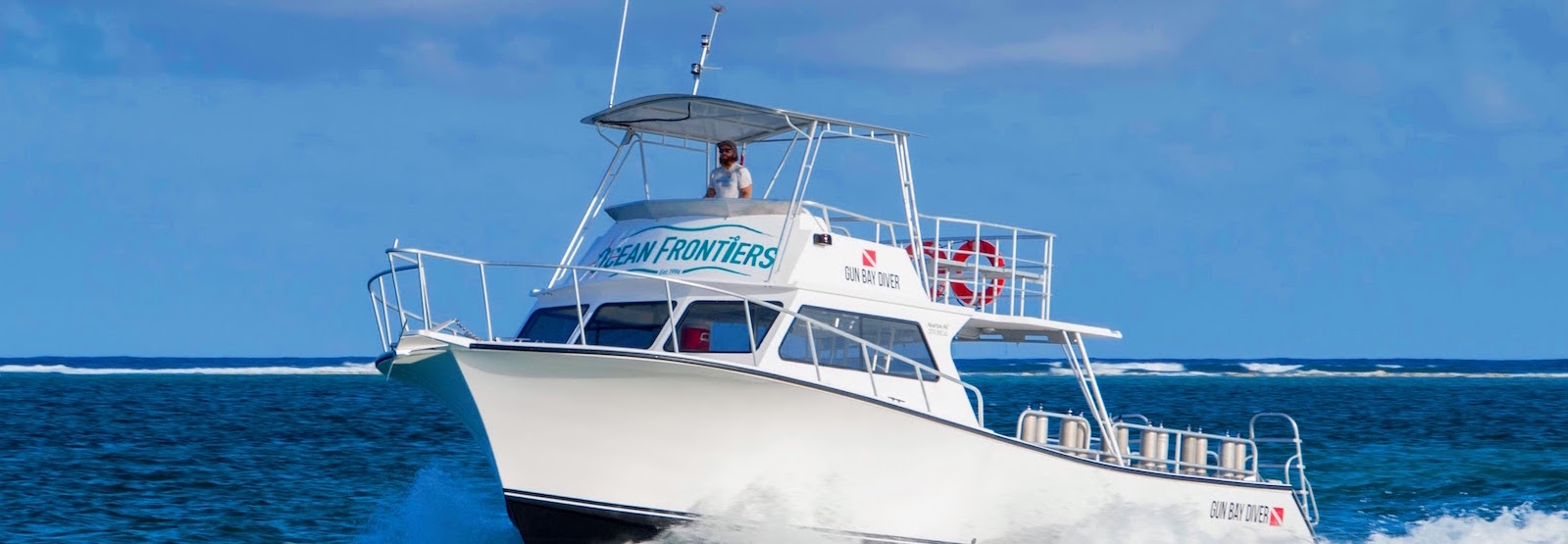 Boat Diving in the Cayman Islands